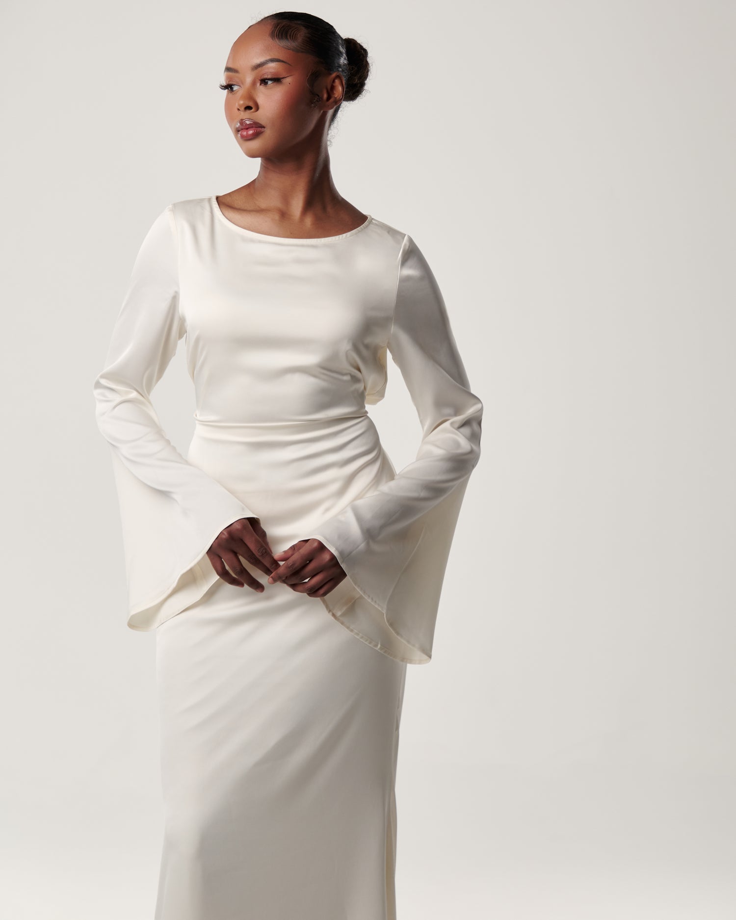 Pearl Satin Dress Amiyah Pearl Satin Dress Amiyah